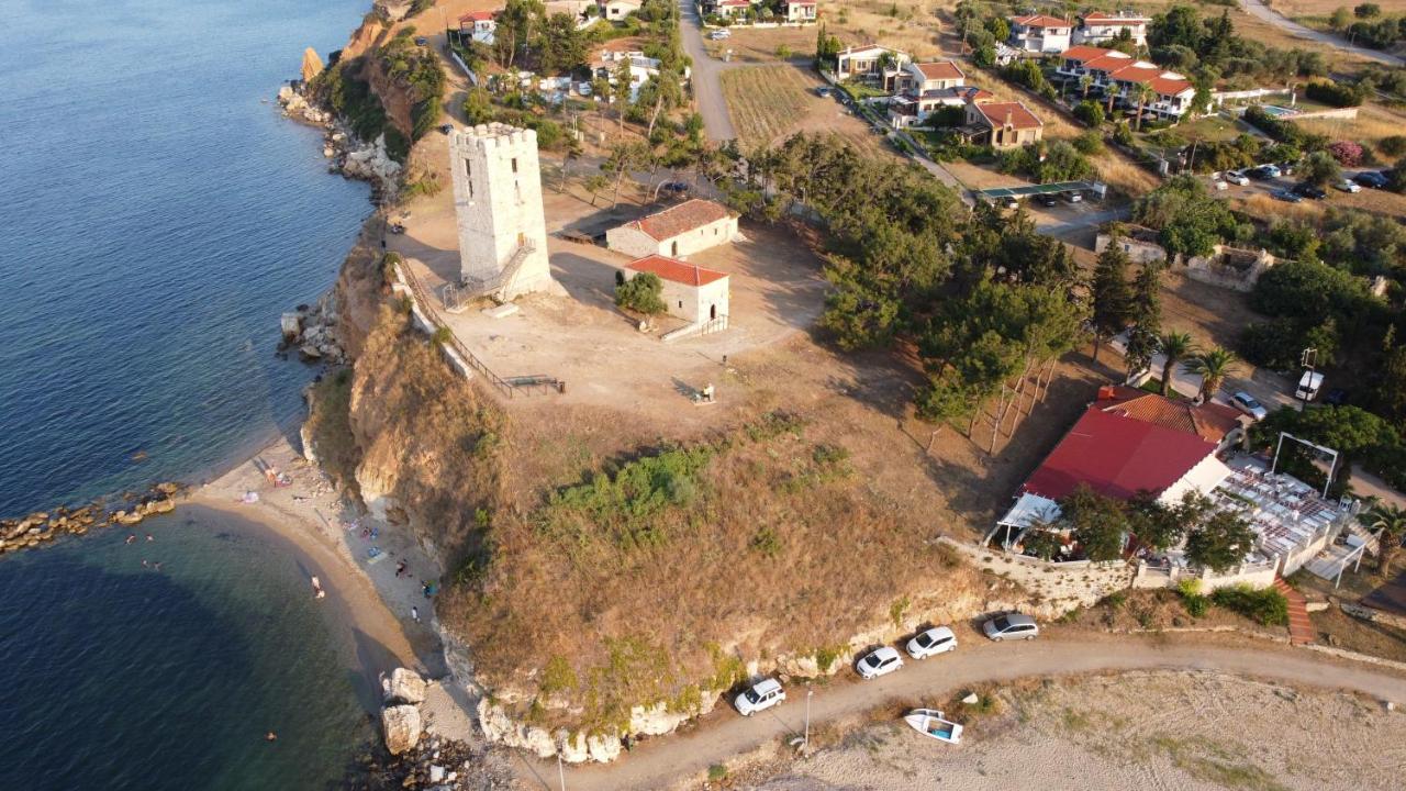 Villa Madeleine Tower View Néa Fókaia 외부 사진